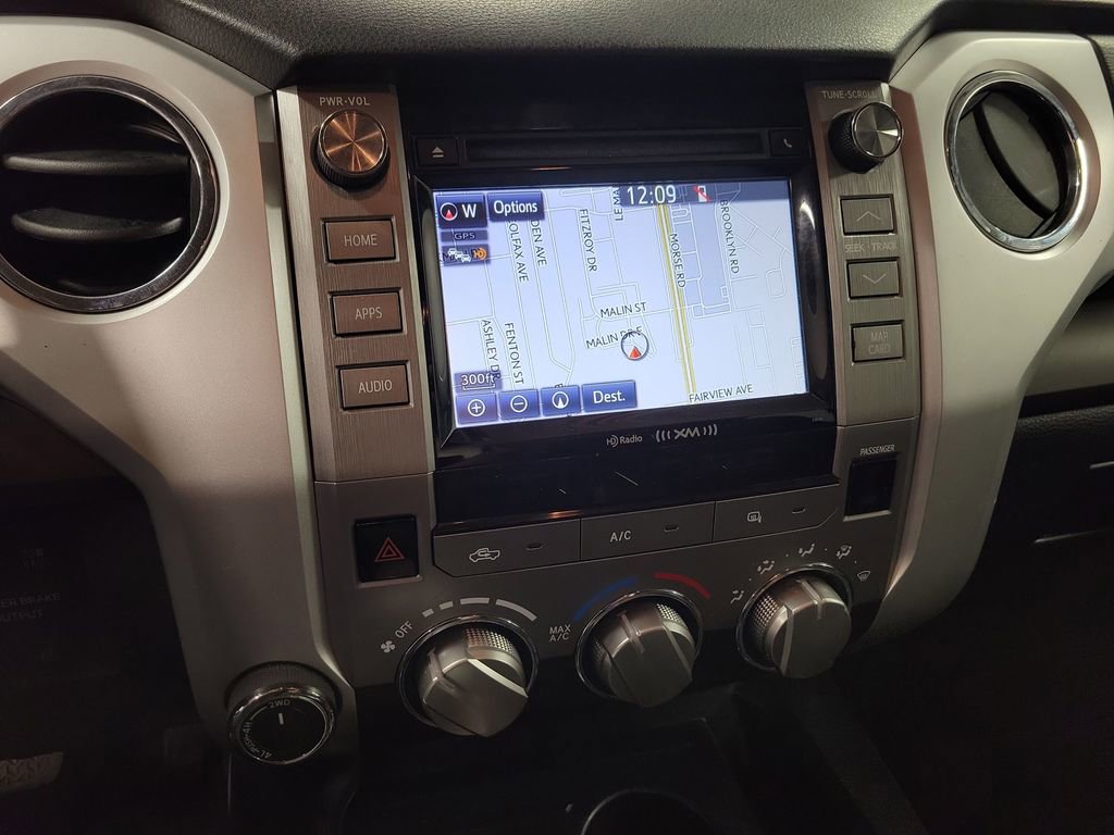 Used 2017 Toyota Tundra SR5 image 15