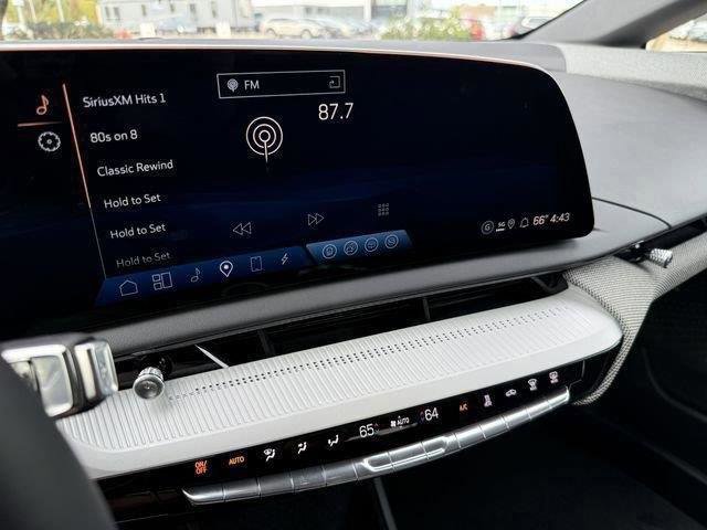 New 2025 Cadillac Optiq Sport 1 image 18