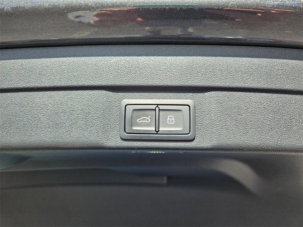 Used 2025 Audi S5 Premium Plus image 23