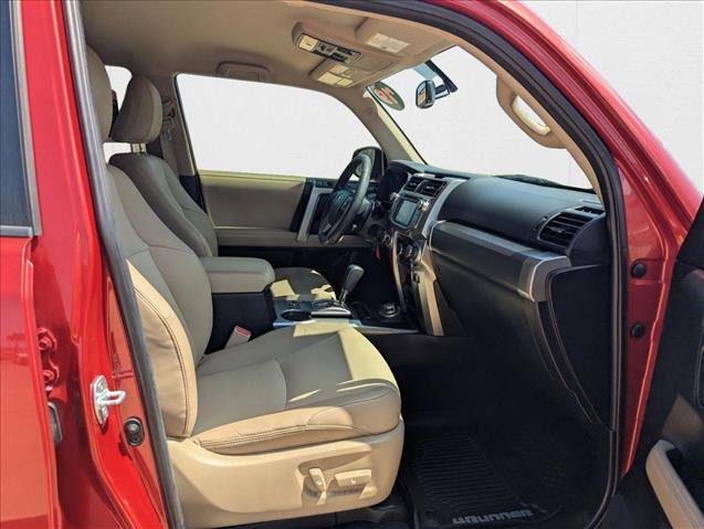 Used 2019 Toyota 4Runner SR5 Premium image 19