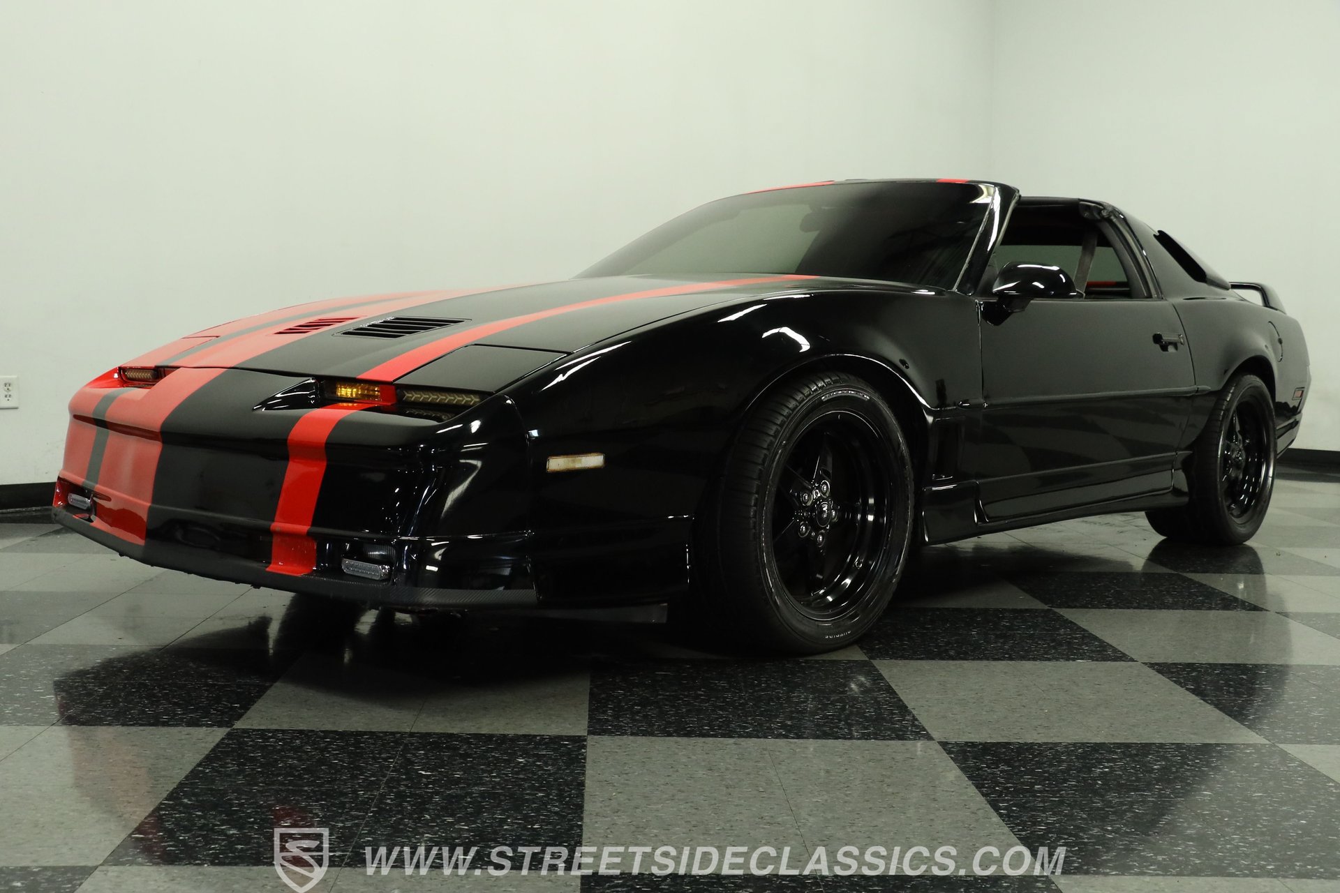 Used 1989 Pontiac Firebird Trans Am RWD image 21
