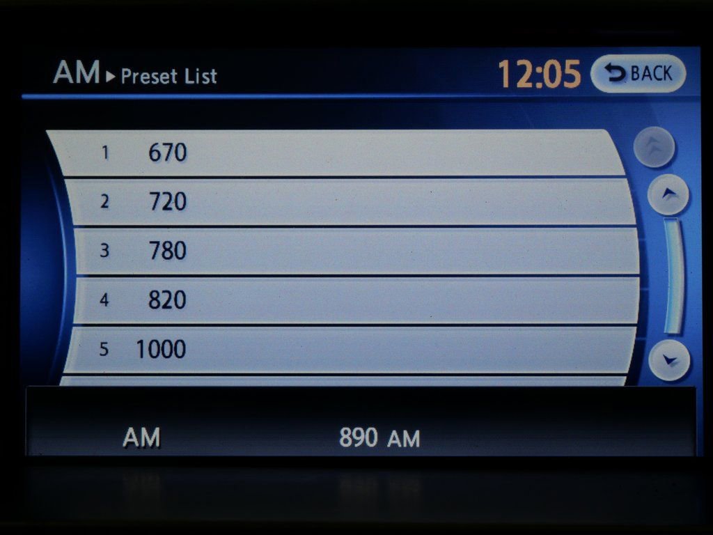 Used 2013 Nissan Murano SL w/ Navigation Pkg image 17