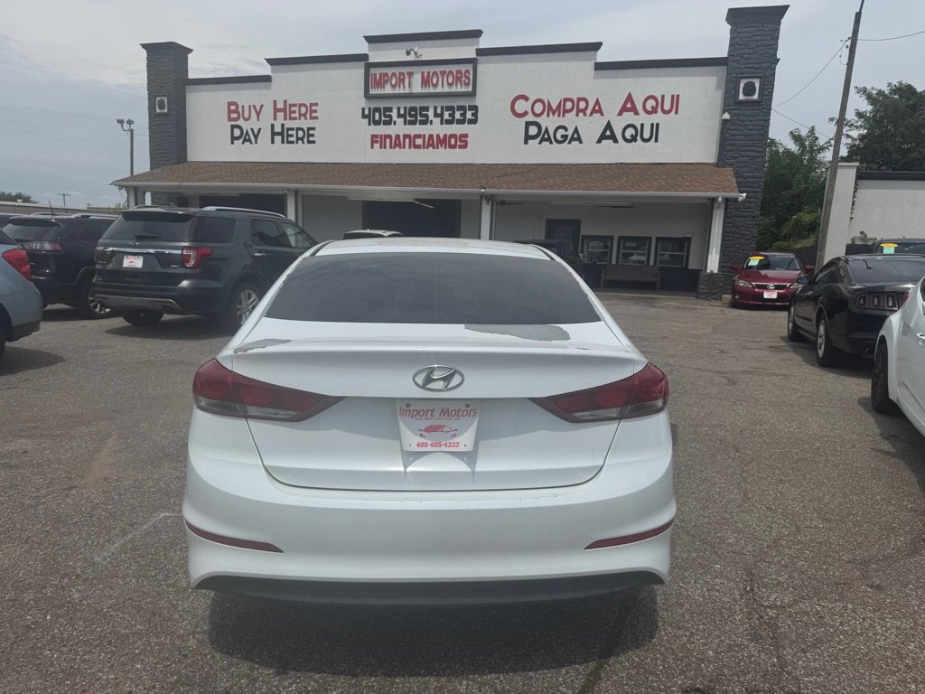 Used 2018 Hyundai Elantra SE image 25