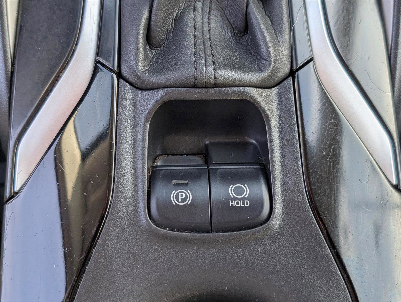 Used 2020 Toyota Corolla L image 21