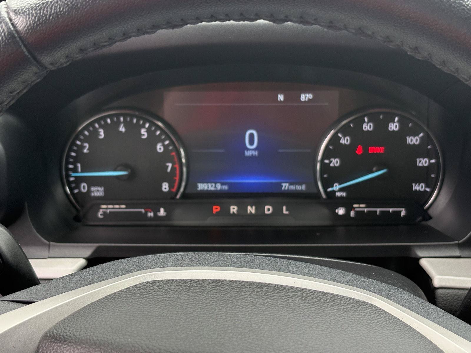 Used 2024 Ford Explorer XLT AWD/4WD image 9