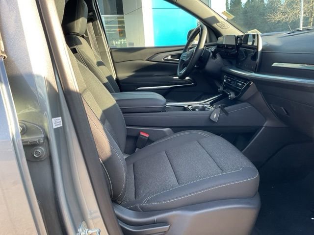 New 2025 Chevrolet Traverse LT w/ Enhanced Driving Package image 17