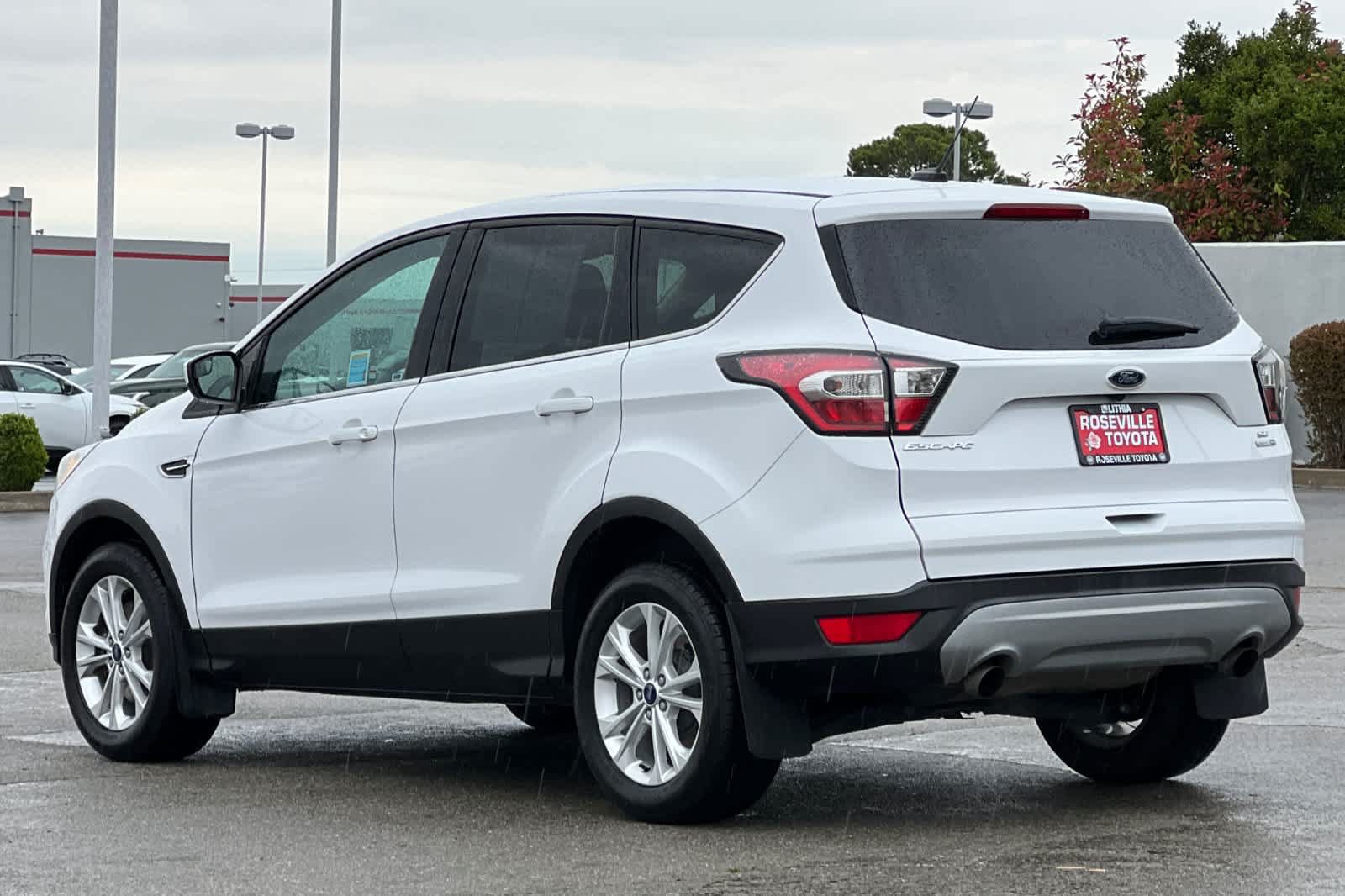 Used 2017 Ford Escape SE AWD/4WD image 7