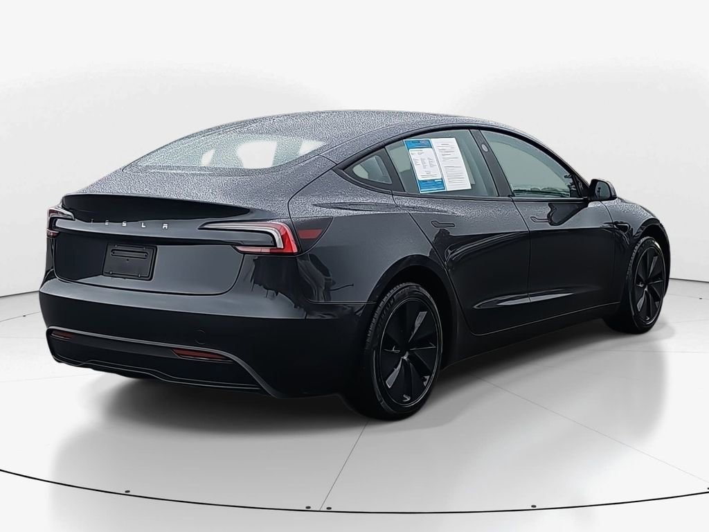 Used 2024 Tesla Model 3 Standard Range image 5