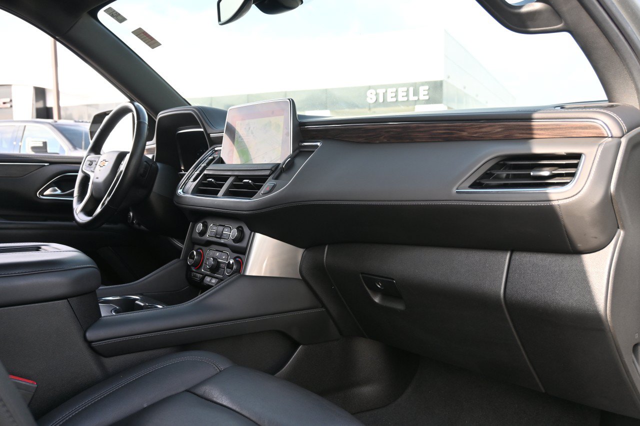Used 2022 Chevrolet Tahoe LT w/ Luxury Package RWD image 26