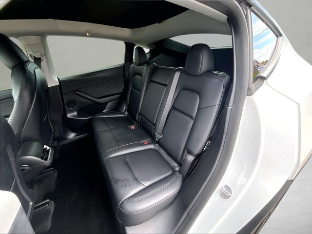 Used 2022 Tesla Model Y Performance AWD/4WD image 25