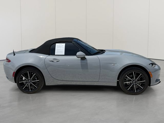 Used 2024 MAZDA MX-5 Miata Grand Touring RWD image 7