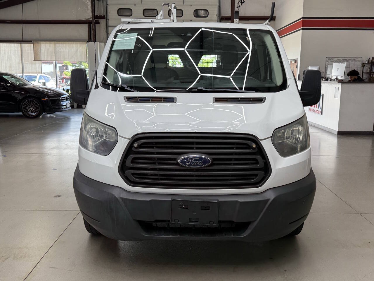 Used 2016 Ford Transit 250 130 Low Roof RWD image 6