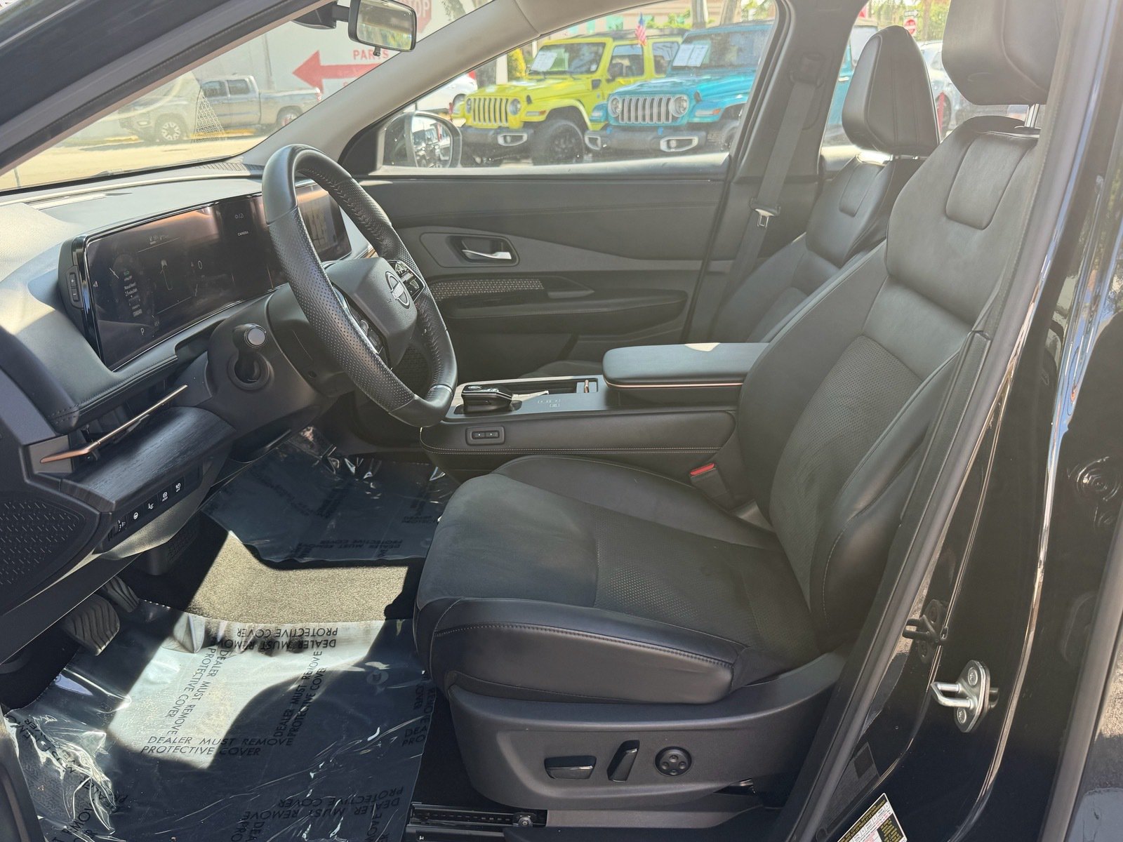 Certified 2024 Nissan Ariya AWD image 10