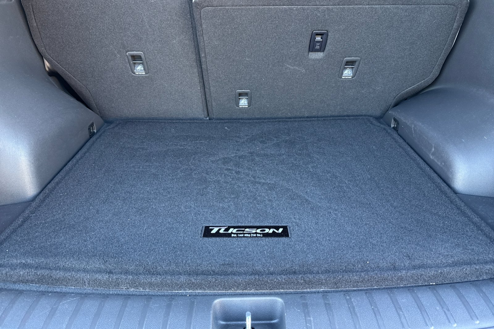 Used 2018 Hyundai Tucson Value w/ Cargo Package AWD/4WD image 16