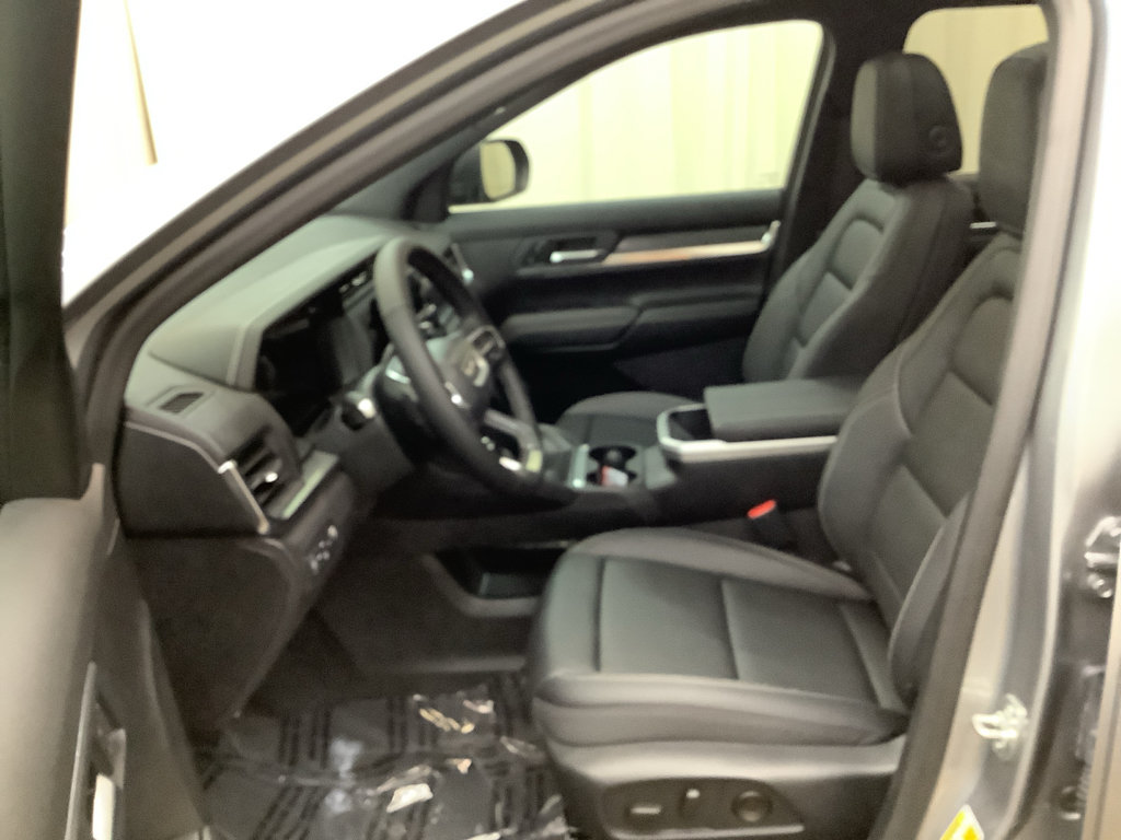 New 2027 GMC Terrain Elevation w/ Elevation Premium Package AWD/4WD image 13
