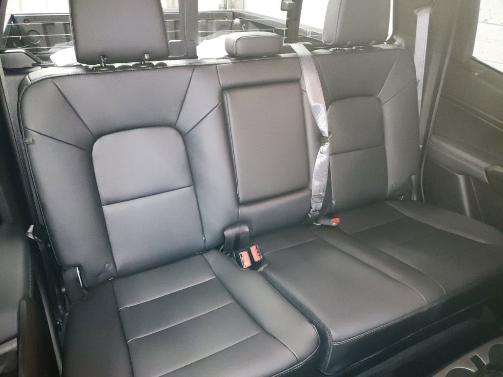 New 2026 GMC Canyon Elevation w/ Convenience Package image 11