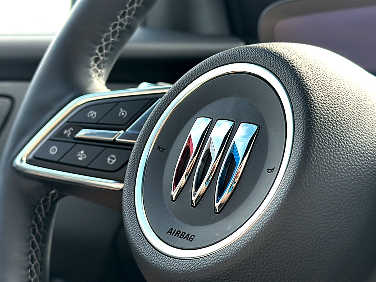 New 2026 Buick Enclave Sport Touring w/ Super Cruise Package image 22