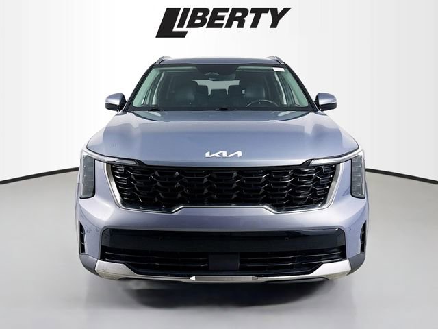 Used 2024 Kia Sorento S image 2