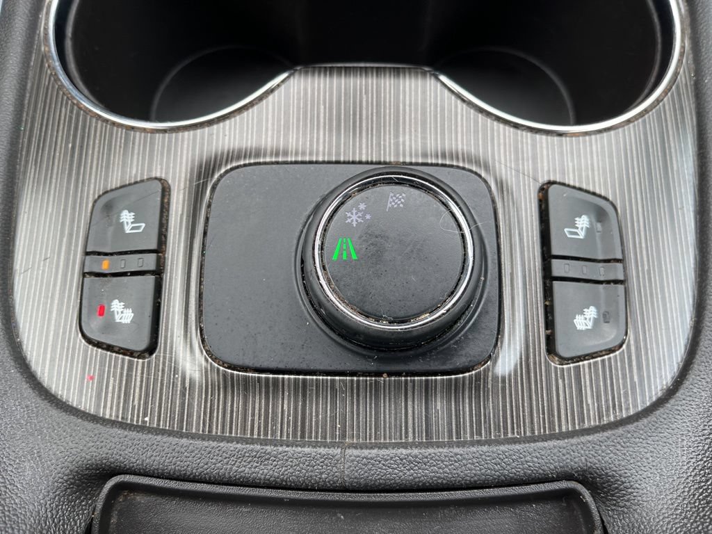 Used 2020 GMC Acadia SLT FWD image 35