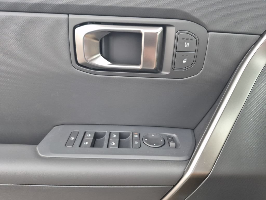 New 2027 Kia Seltos X-Line S w/ X-Line S Premium Package AWD/4WD image 39