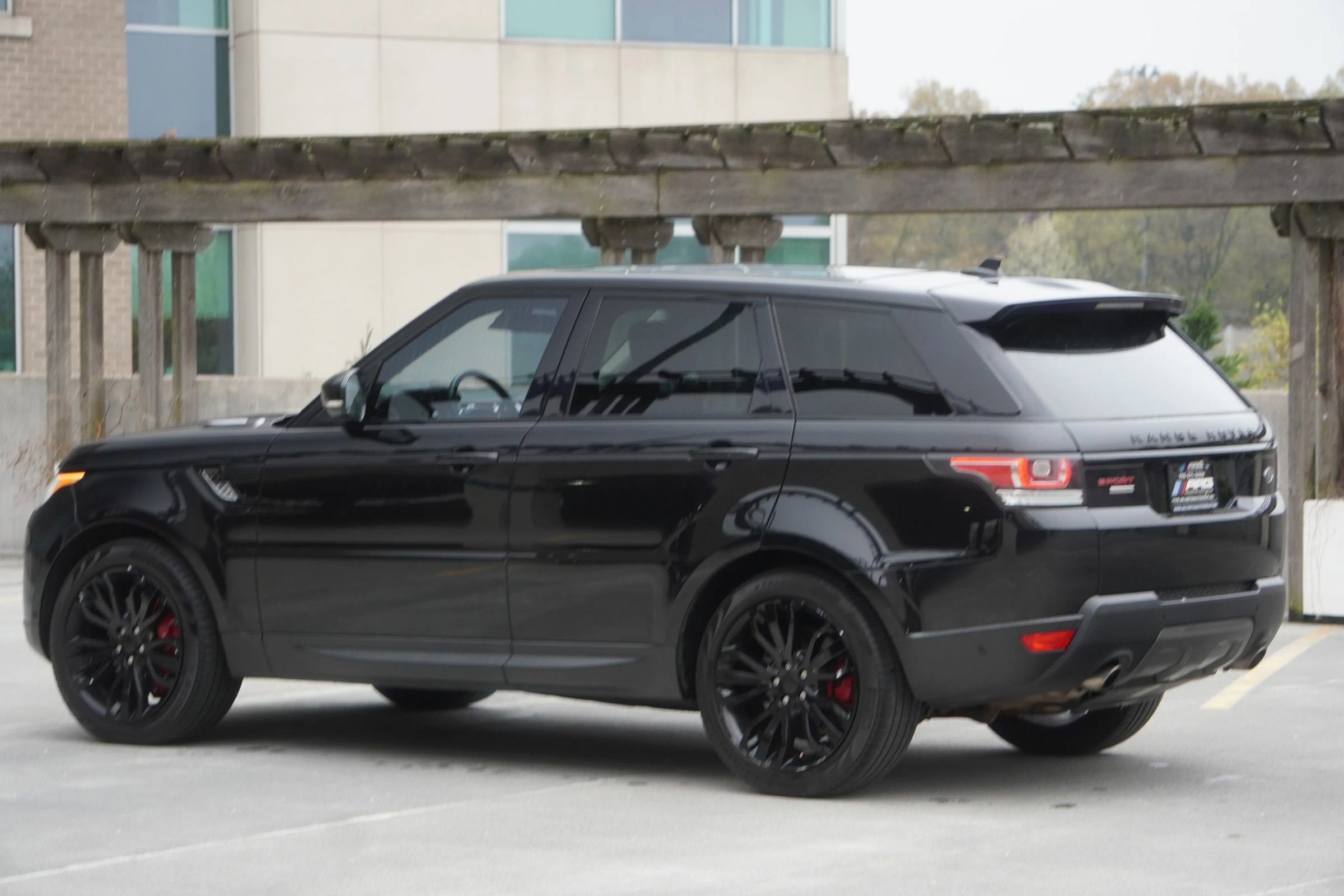 Used 2016 Land Rover Range Rover Sport Supercharged AWD/4WD image 15