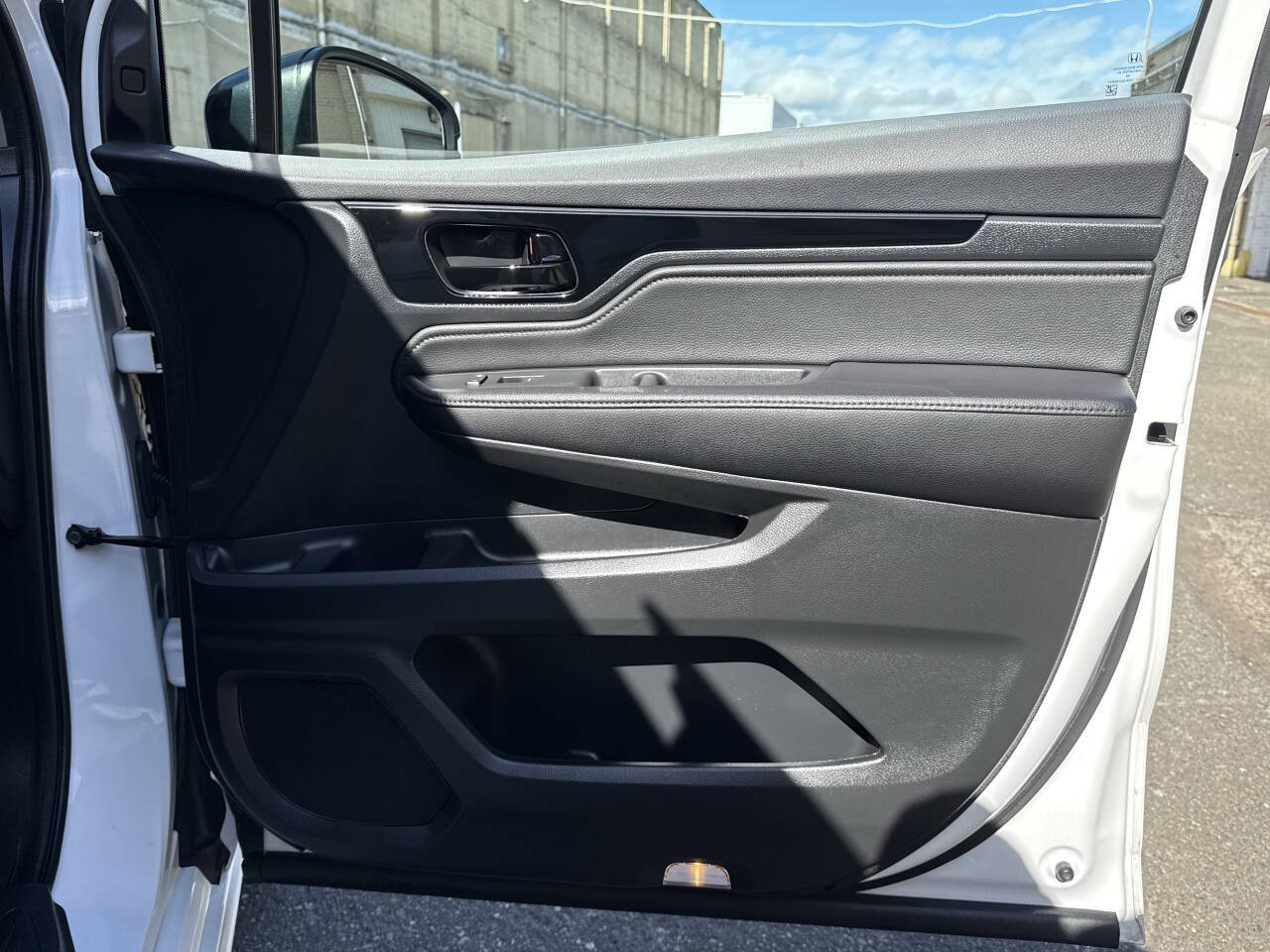 Used 2023 Honda Odyssey Touring image 13
