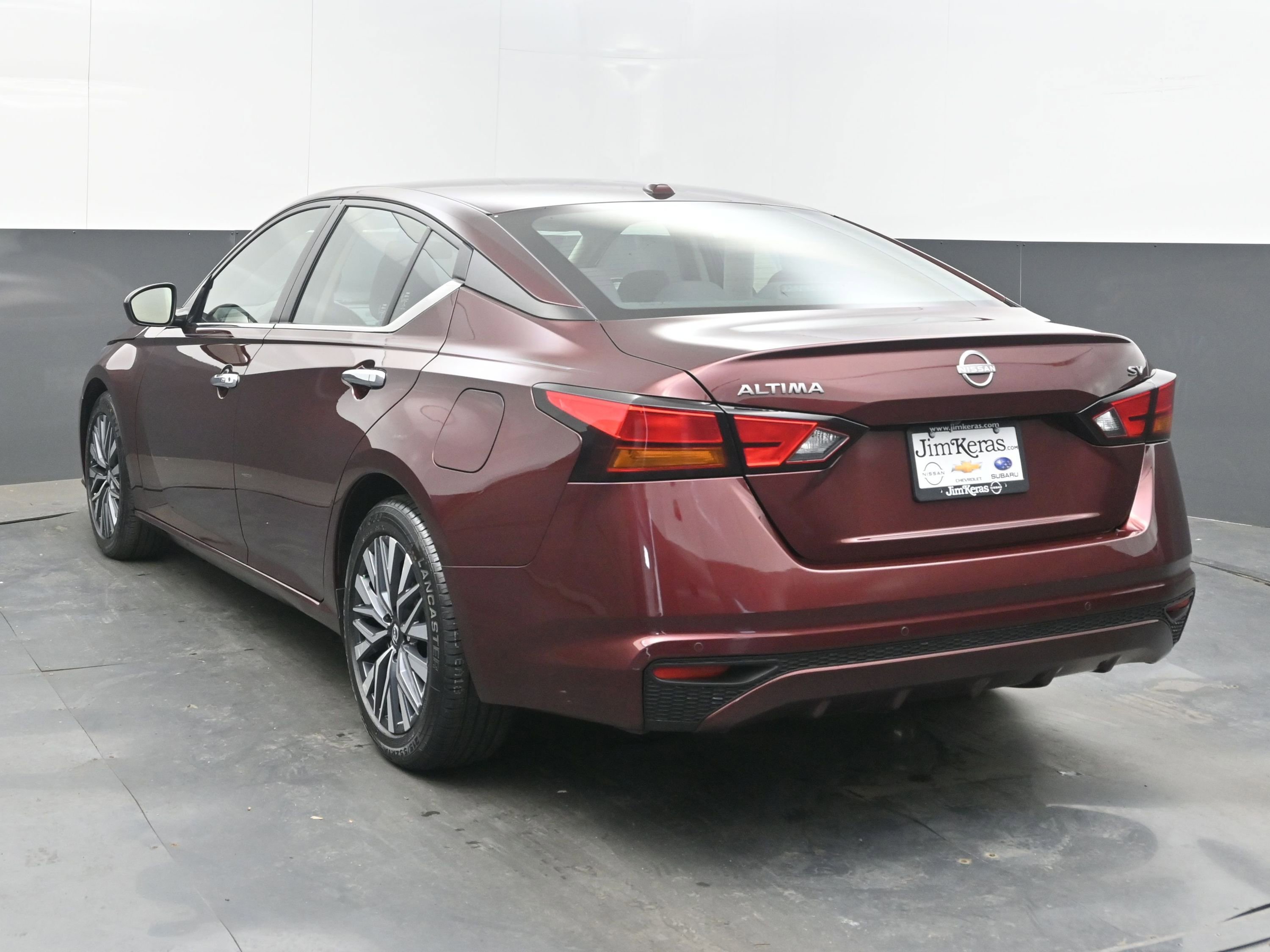 Used 2023 Nissan Altima 2.5 SV image 6