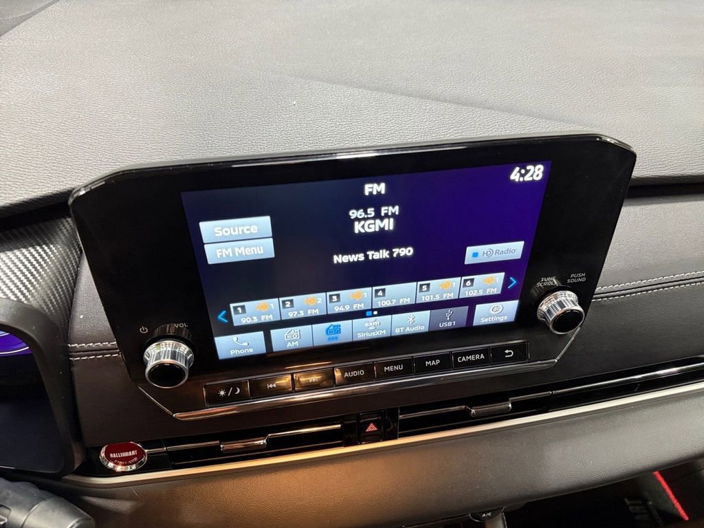 Used 2023 Mitsubishi Outlander SE image 32