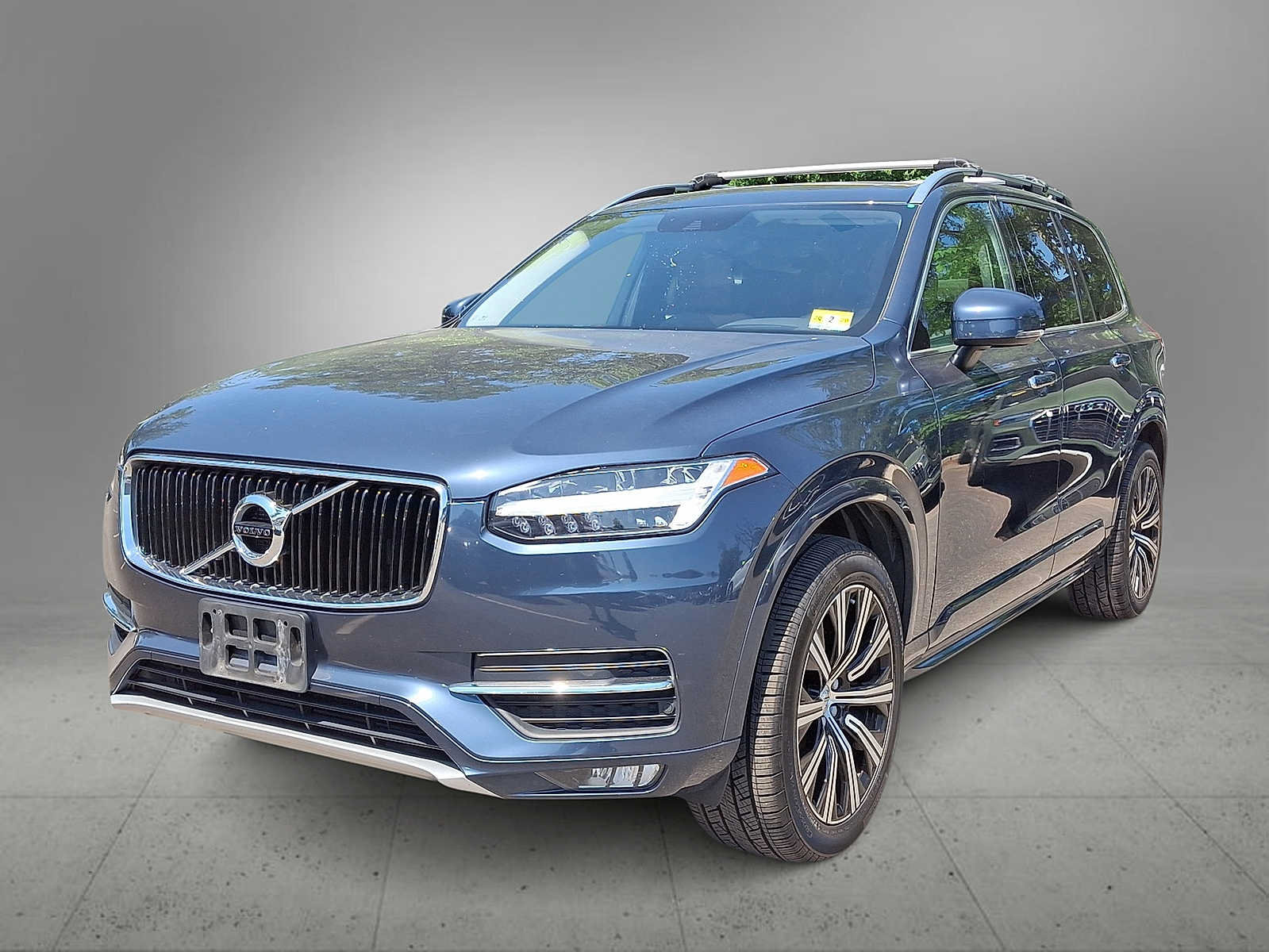 Used 2019 Volvo XC90 T6 Momentum AWD/4WD image 1