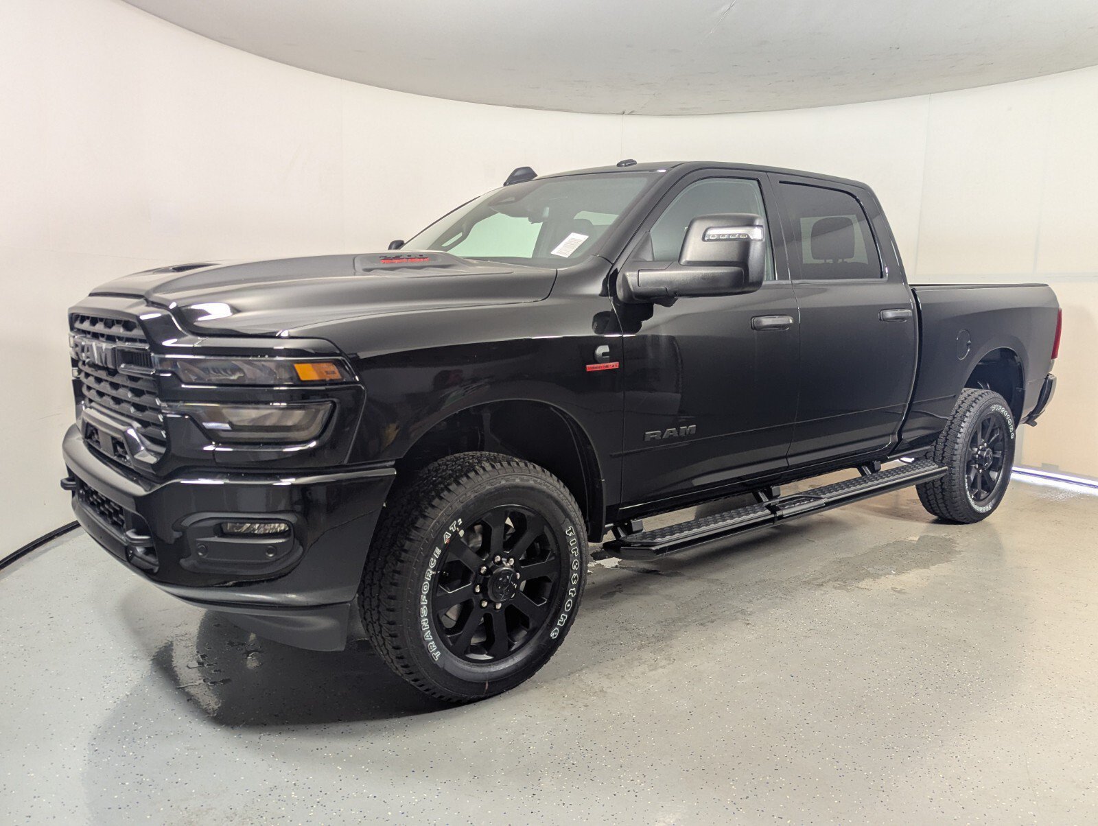 New 2026 RAM 2500 Big Horn AWD/4WD image 3