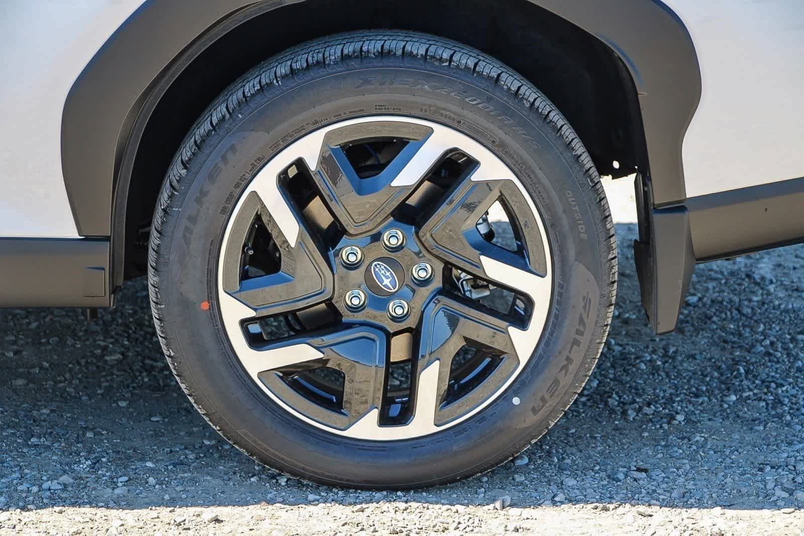 New 2025 Subaru Forester Limited AWD/4WD image 9