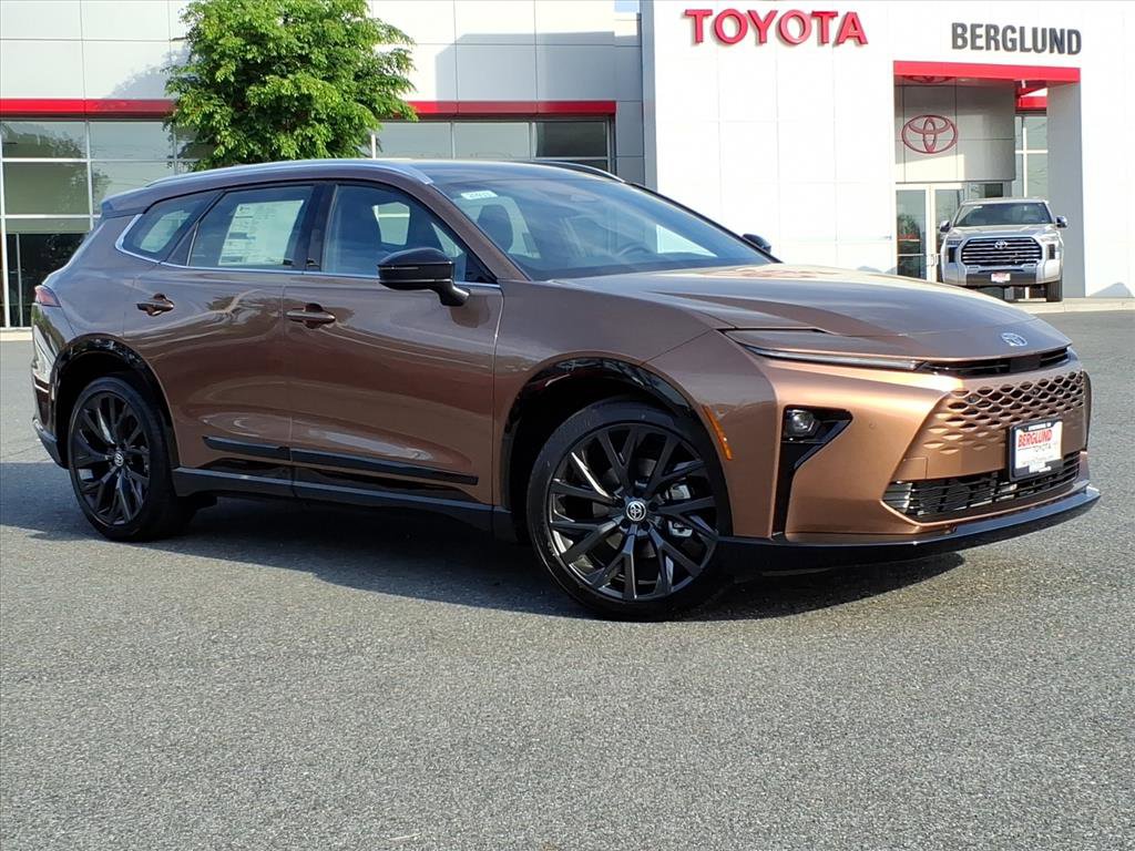 New 2026 Toyota Crown Signia AWD/4WD image 2