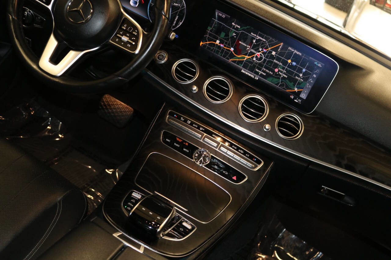 Used 2020 Mercedes-Benz E 350 Sedan image 23