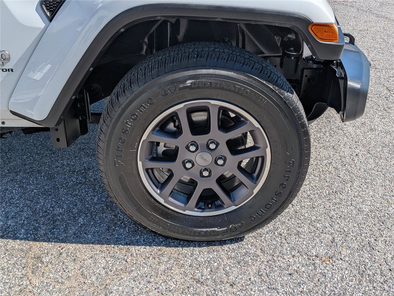 Used 2023 Jeep Gladiator Overland image 9