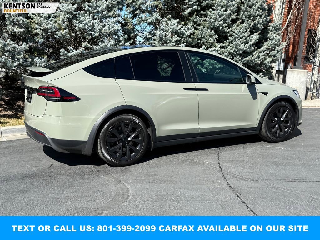 Used 2023 Tesla Model X image 8
