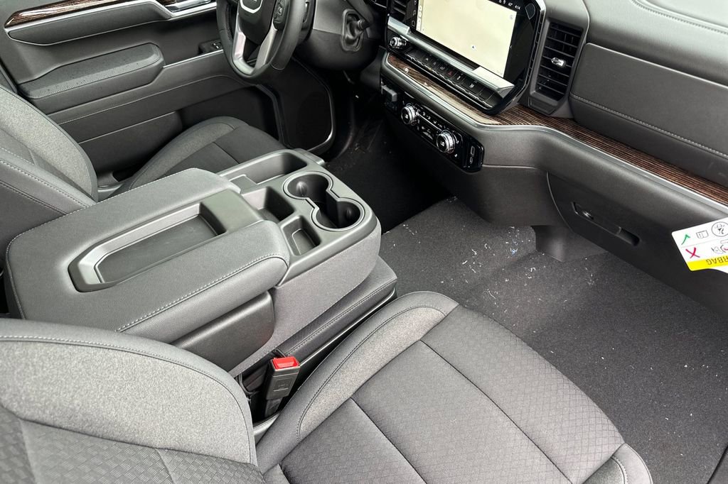 New 2025 GMC Sierra 1500 SLE image 13