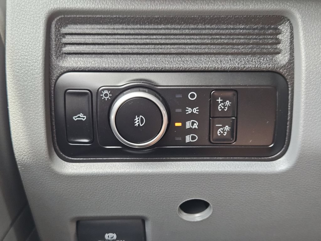 Used 2025 Ford F250 XLT AWD/4WD image 17