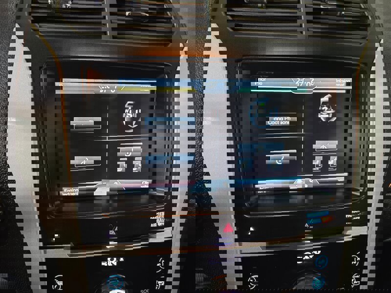 Used 2015 Ford Explorer Limited image 30