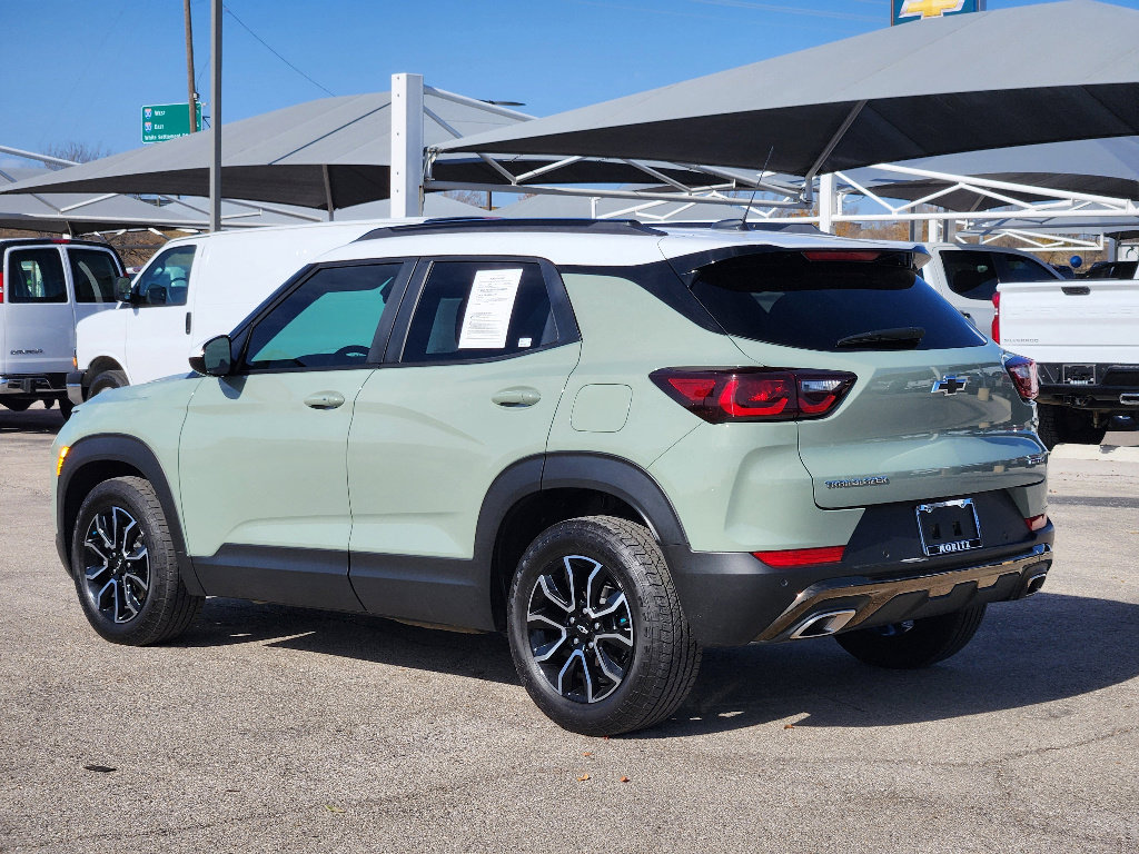 Used 2025 Chevrolet TrailBlazer ACTIV w/ Convenience Package image 5