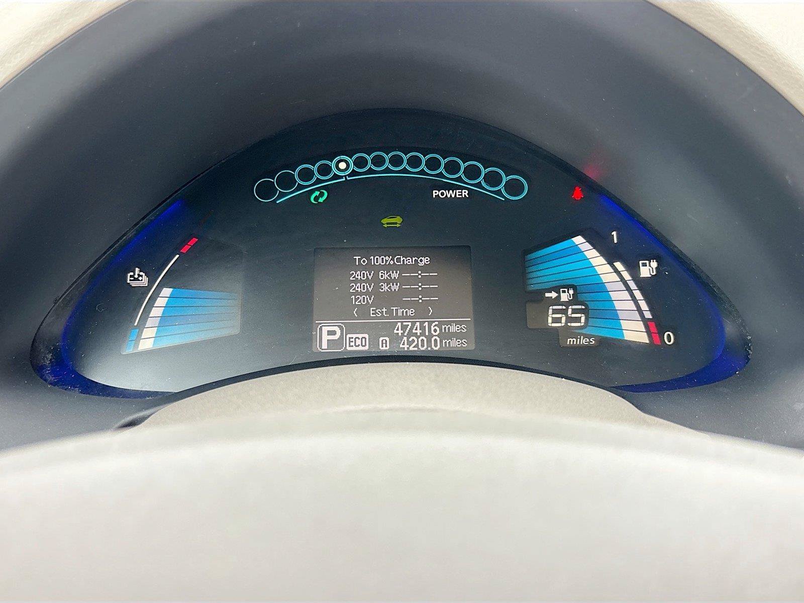 Used 2016 Nissan Leaf SV FWD image 12