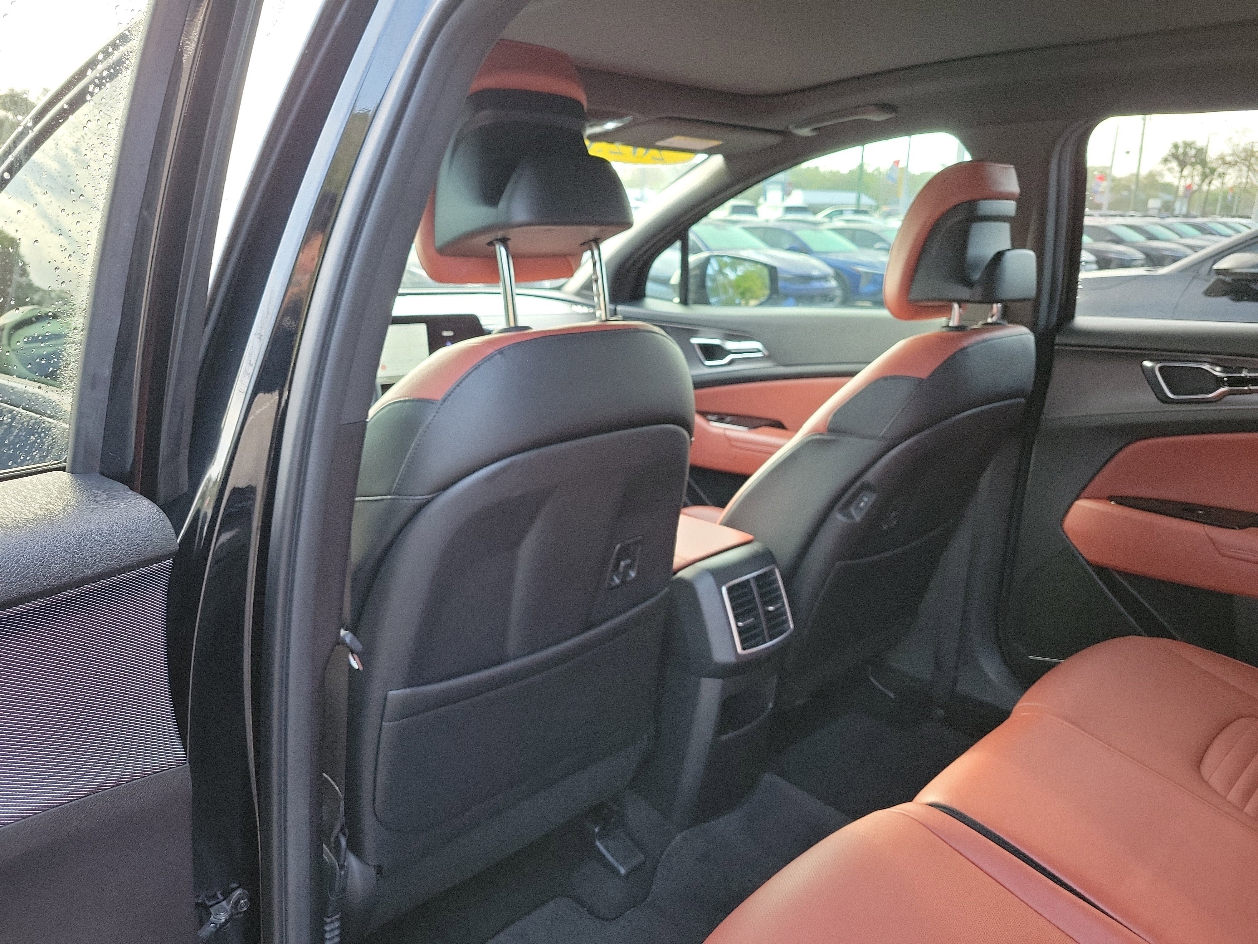 Used 2023 Kia Sportage SX image 17