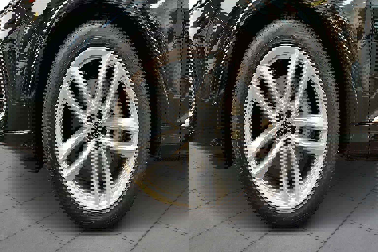 Used 2025 Audi Q7 3.0T Premium Plus image 10