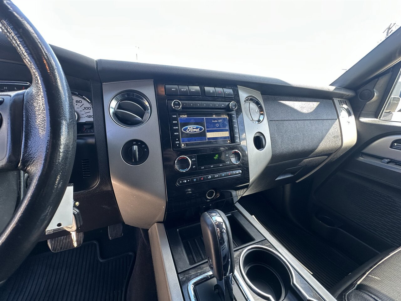 Used 2014 Ford Expedition EL Limited w/ Equipment Group 301A AWD/4WD image 41