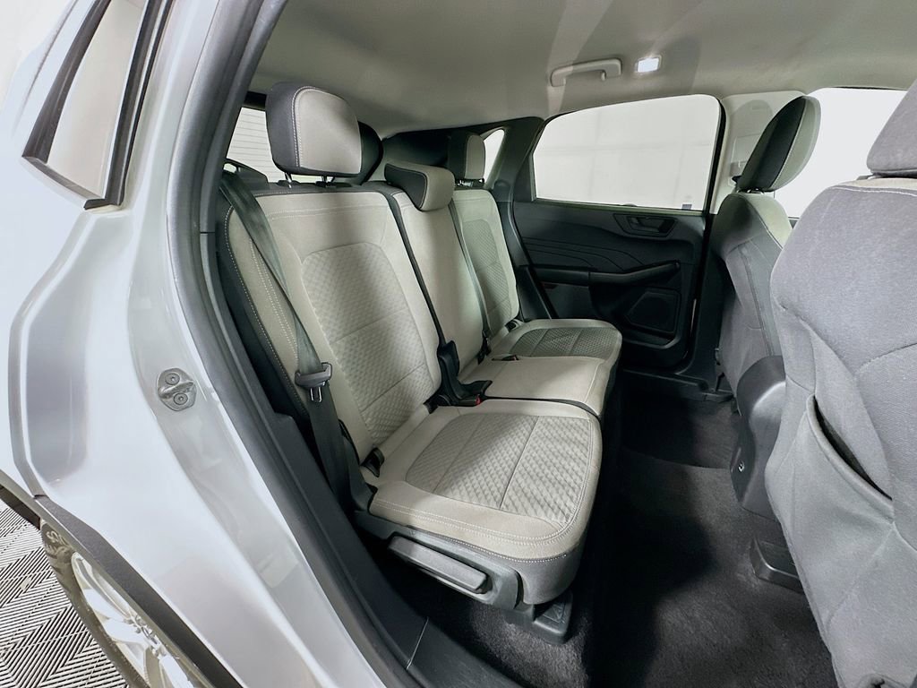 Used 2022 Ford Escape SE FWD image 29