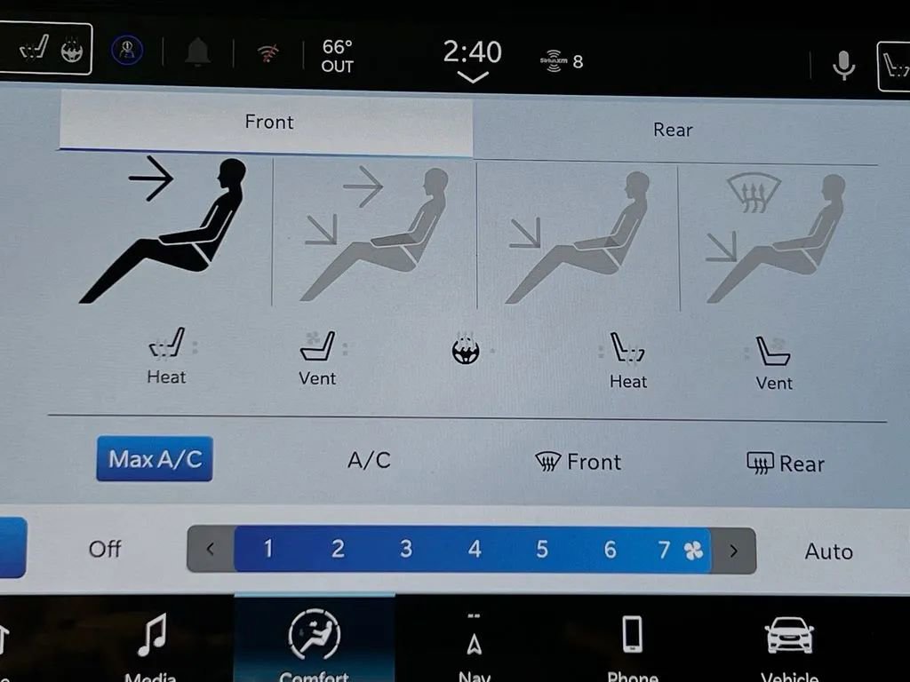 New 2026 Chrysler Pacifica Limited w/ S Appearance Package image 21