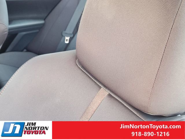 Used 2019 Toyota Camry LE FWD image 16