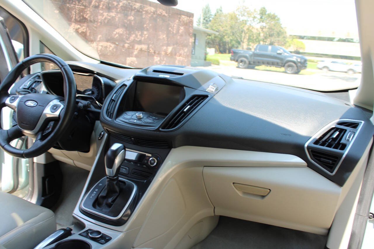 Used 2013 Ford C-MAX SEL FWD image 14