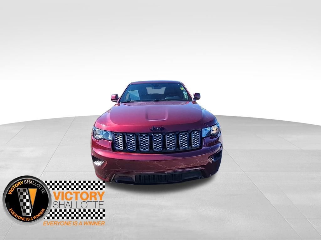 Certified 2022 Jeep Grand Cherokee Laredo X image 16