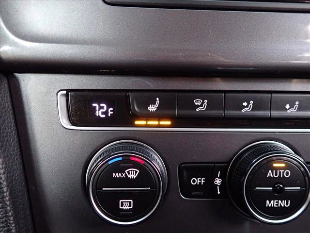 Used 2015 Volkswagen e-Golf Limited Edition image 20