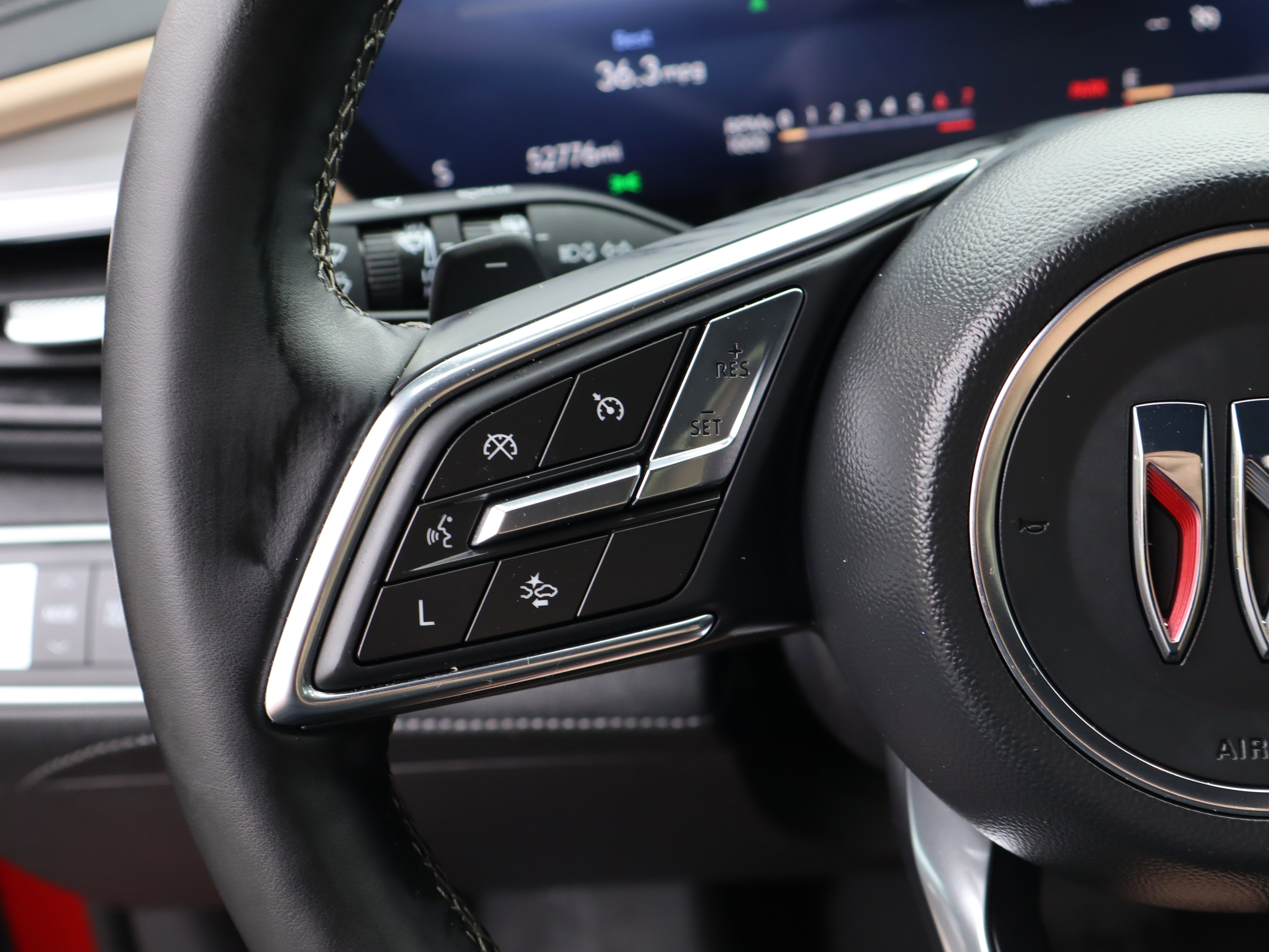 Used 2025 Buick Enclave Preferred image 24